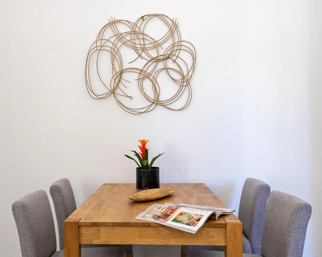 Nine O Clock San Agustin Suites Seville Apartment