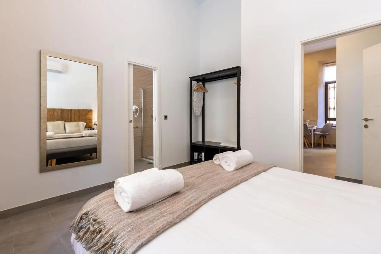 Apartment Nine O Clock San Agustin Suites Seville